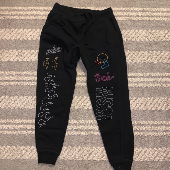 Avani Chanel Sweatpants Online Deals 